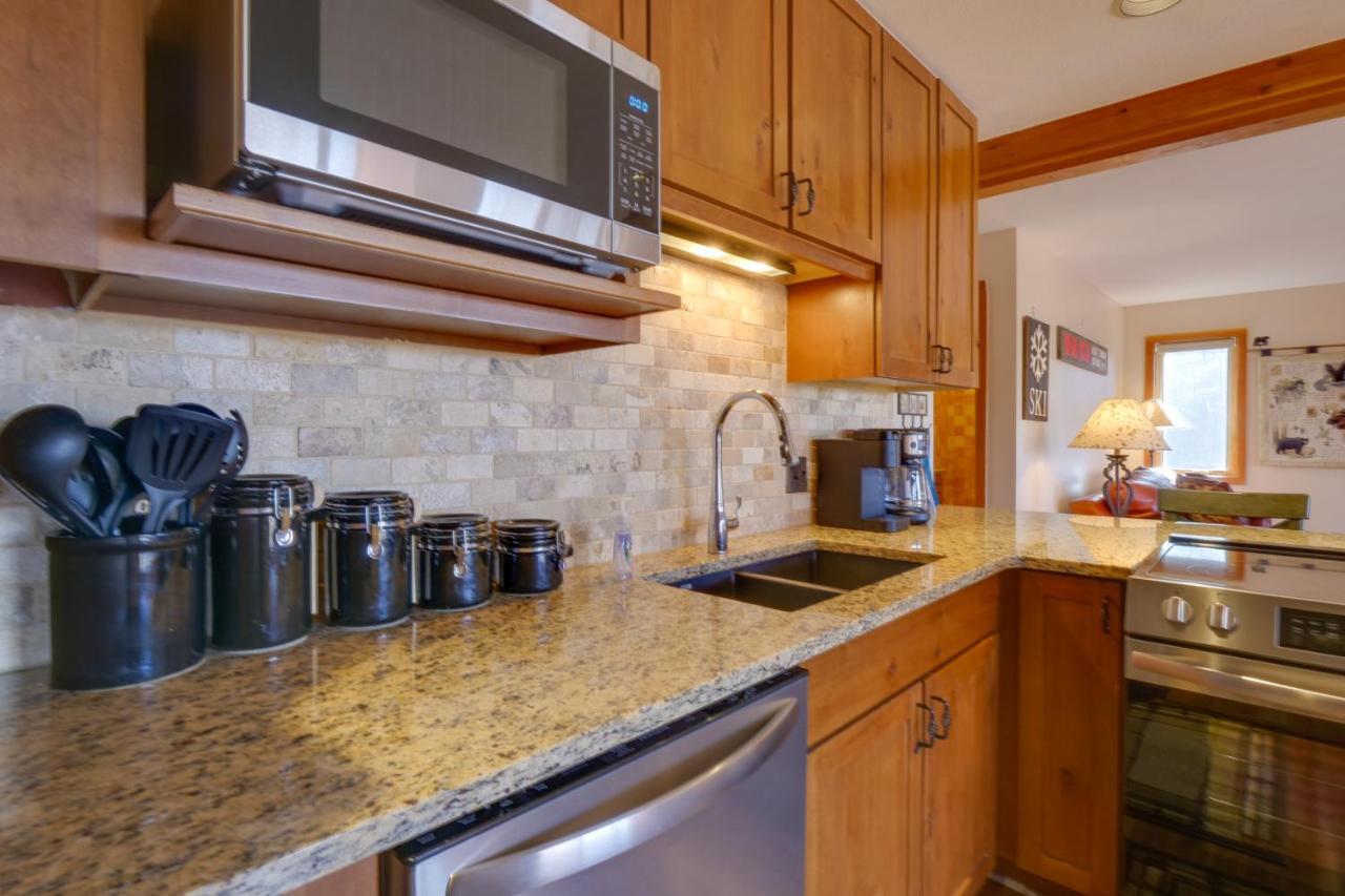 Silverthorne Condo Patio, Mtn Views, Pool Access! Luaran gambar